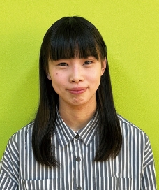 伊部　愛菜　さん