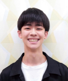 酒井 深玖　さん